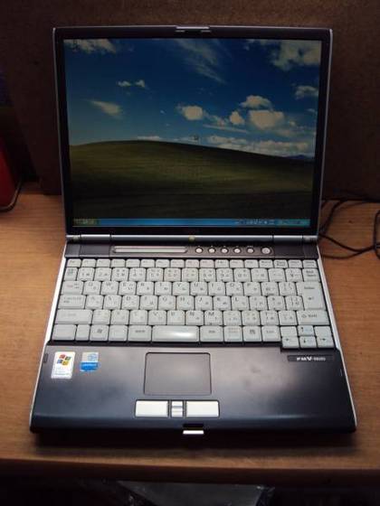 s8300.jpg